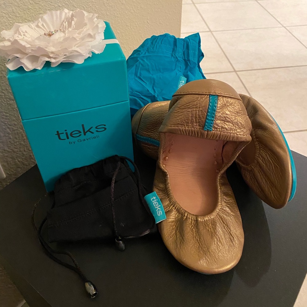 Tieks Metallic Gold Size 7 Brand New Never Worn